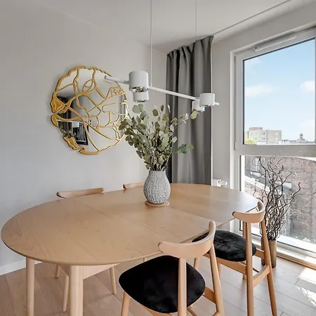 Luxury Aura 40 - 5 By Grand