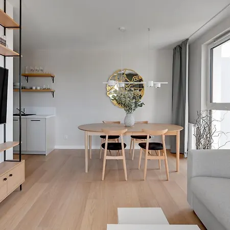 Luxury Aura 40 - 5 By Grand *