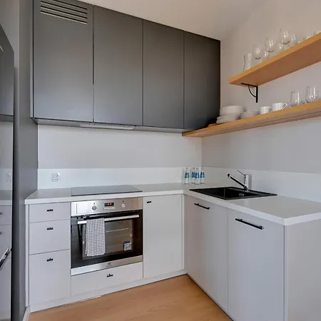 Luxury Aura 40 - 5 By Grand