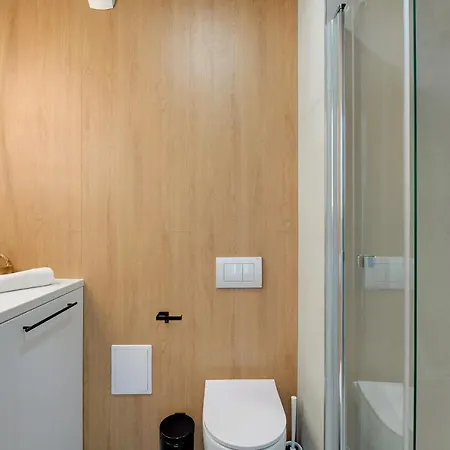 Luxury Aura 40 - 5 By Grand *